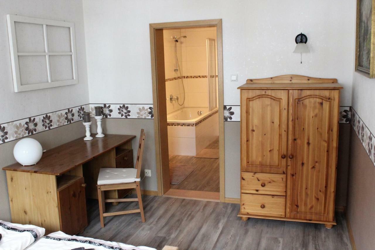 Ferienwohnung Schwarz Benshausen Εξωτερικό φωτογραφία